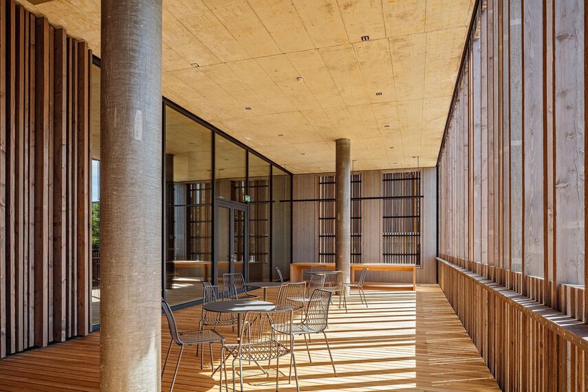 presto 50 Ramen and fuego light Deuren - Faculteit Geneeskunde, Linz located in Linz, Oostenrijk