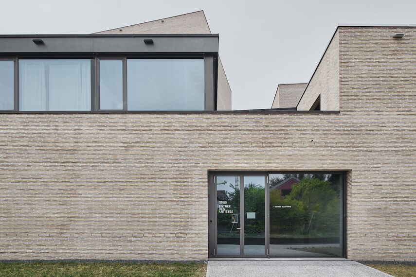 unico Fenêtres, unico Portes, fuego light Portes, fuego light Fenêtres, presto 50 Fenêtres and presto 50 Portes - Théâtre et salle des fêtes de Carouge, Suisse located in Carouge, Suisse