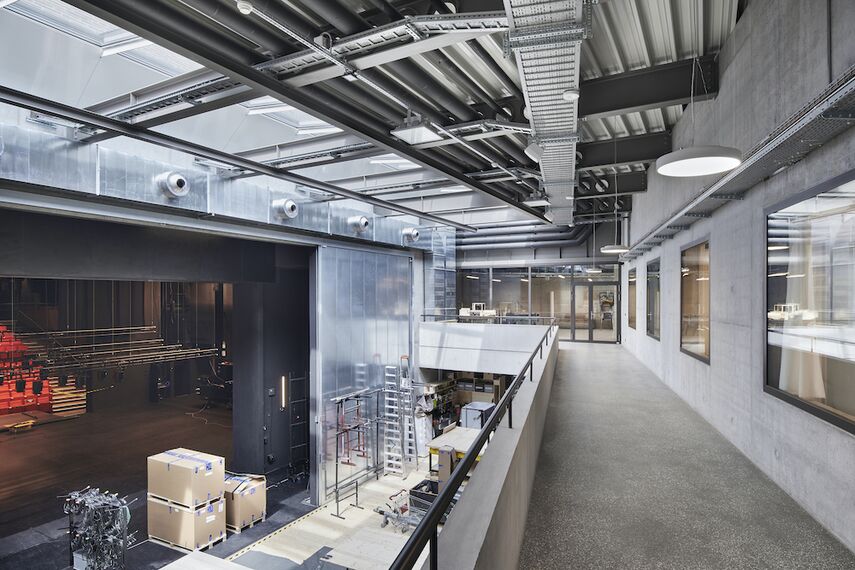 unico Fenêtres, unico Portes, fuego light Portes, fuego light Fenêtres, presto 50 Fenêtres and presto 50 Portes - Théâtre et salle des fêtes de Carouge, Suisse located in Carouge, Suisse