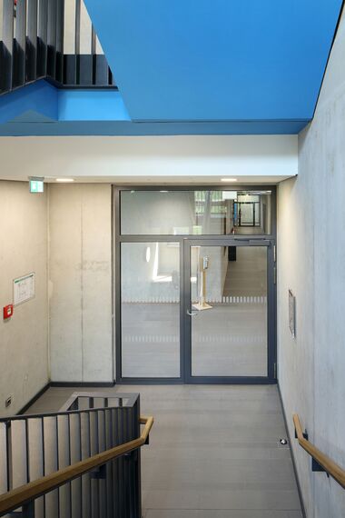 fuego light Fenêtres, fuego light Portes, presto 60s Portes and presto 50 Portes - Centre de formation professionnelle BBZ Dithmarschen located in Heide, Allemagne