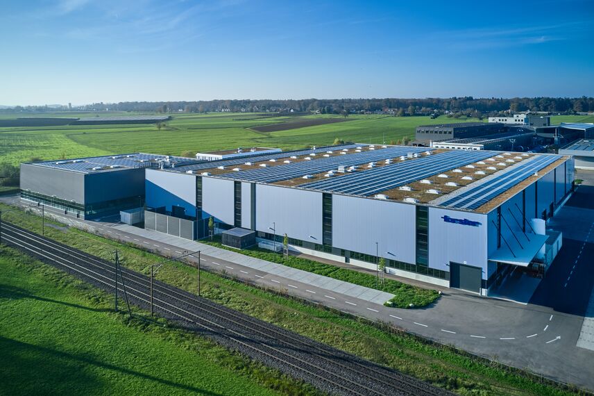 unico Ramen, fuego light Deuren, thermfix vario Vliesgevels, unico Deuren, fuego light Schuiframen, unico Schuiframen and presto xs Deuren - Forster Campus, Romanshorn, Zwitserland located in Romanshorn, Zwitserland