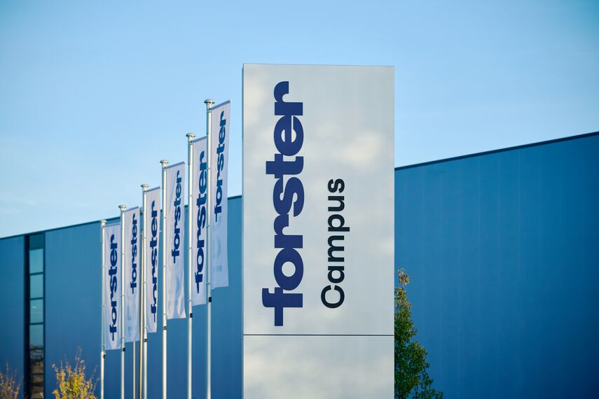 unico Ramen, fuego light Deuren, thermfix vario Vliesgevels, unico Deuren, fuego light Schuiframen, unico Schuiframen and presto xs Deuren - Forster Campus, Romanshorn, Zwitserland located in Romanshorn, Zwitserland