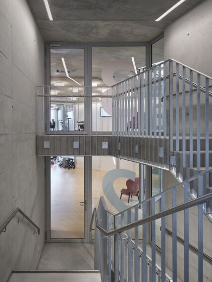 thermfix vario Murs-rideaux, fuego light Portes and fuego light Coulissants - Zentrum Biffig, Schötz, Suisse located in Schoetz, Suisse