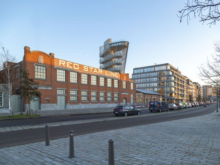 unico Ramen and unico Deuren - Red Star Line Museum versterkt erfgoed met staal located in Antwerp, België