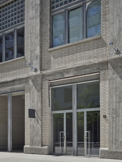 unico Portes and unico xs Fenêtres - Transformation du site Papieri à Cham located in Cham, Suisse