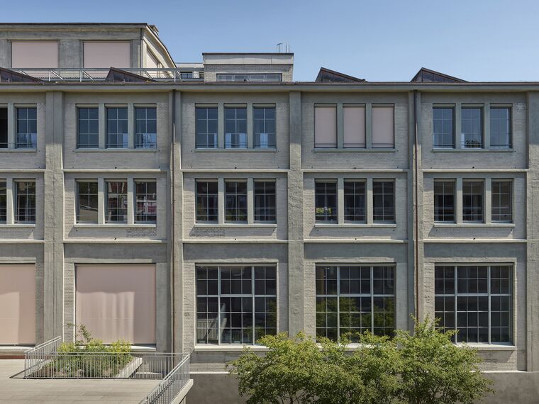 unico Portes and unico xs Fenêtres - Transformation du site Papieri à Cham located in Cham, Suisse