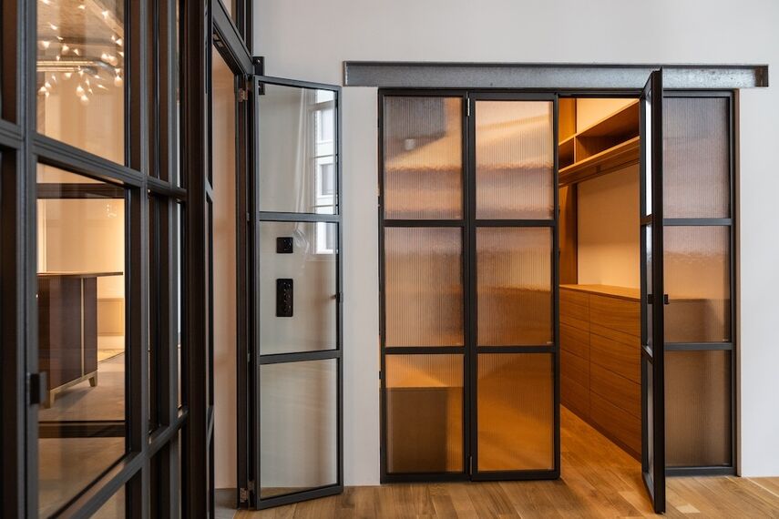 presto xs Portes - Loft résidentiel dans une ancienne papeterie à Cham located in Cham, Suisse
