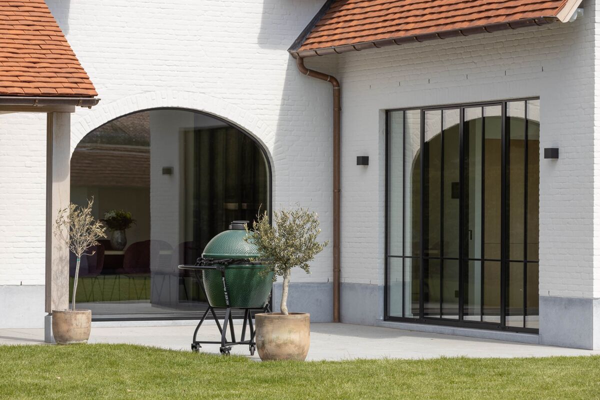 Forster stalen ramen in landelijke woning