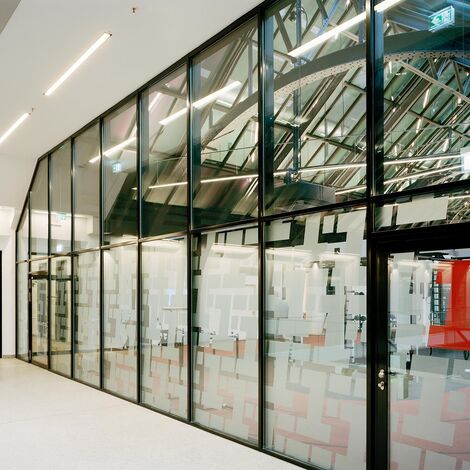 fuego light Ramen, fuego light Deuren and thermfix vario Vliesgevels - Work-Life-Center, Hamburg located in Hamburg, Duitsland