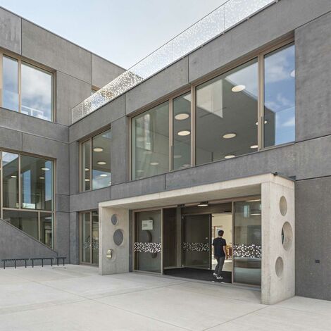 fuego light Portes, fuego light Coulissants, presto 50 Portes, presto 50 Fenêtres and unico Portes - Smart City, Graz, Autriche located in Graz, Autriche