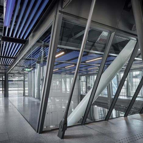fuego light Portes, fuego light Coulissants and thermfix light Murs-rideaux - Terminal de l'aéroport, Genève located in Geneva, Suisse