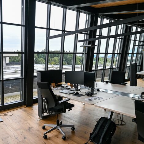 unico Portes, thermfix vario Murs-rideaux and unico xs Fenêtres - Im Dock, Rothenburg located in Lucerne, Suisse