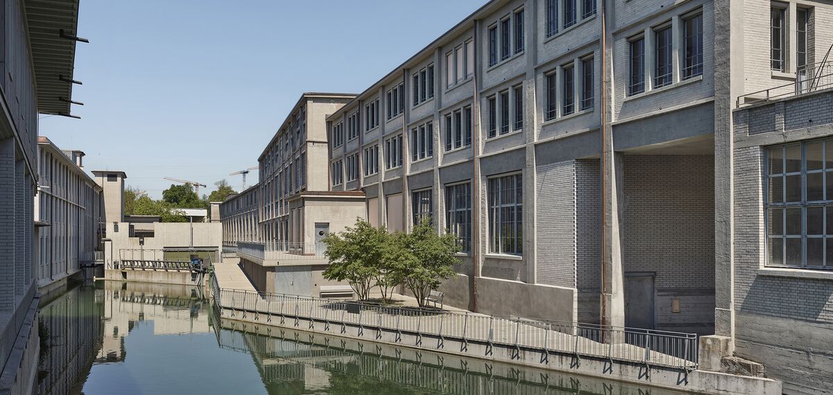 unico Portes and unico xs Fenêtres - Transformation du site Papieri à Cham located in Cham, Suisse