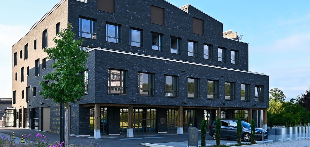 unico Portes, thermfix vario Murs-rideaux and unico xs Fenêtres - Im Dock, Rothenburg located in Lucerne, Suisse