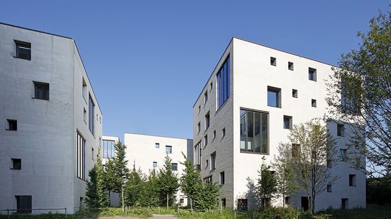 unico Coulissants - Kanaalhuizen Wijnegem : le patrimoine industriel trouve un avenir durable located in Wijnegem, Belgique